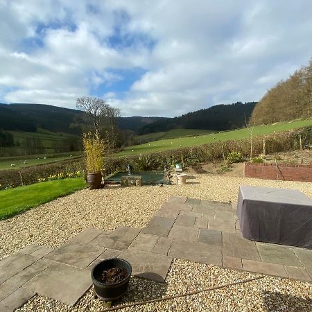 Abbey-Cwmhir Laurel Bank B&B 외부 사진