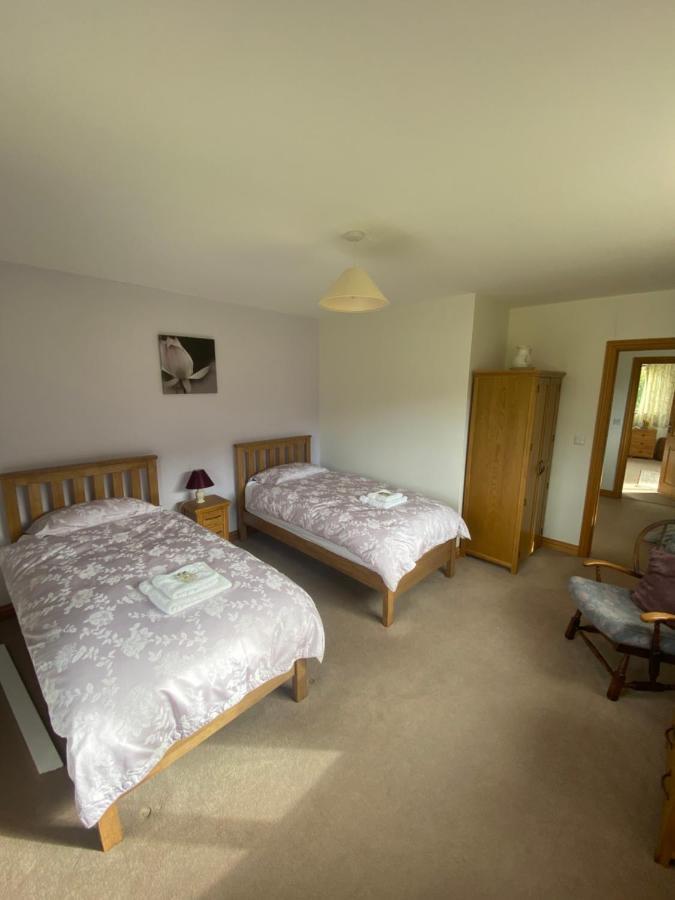 Abbey-Cwmhir Laurel Bank B&B 외부 사진
