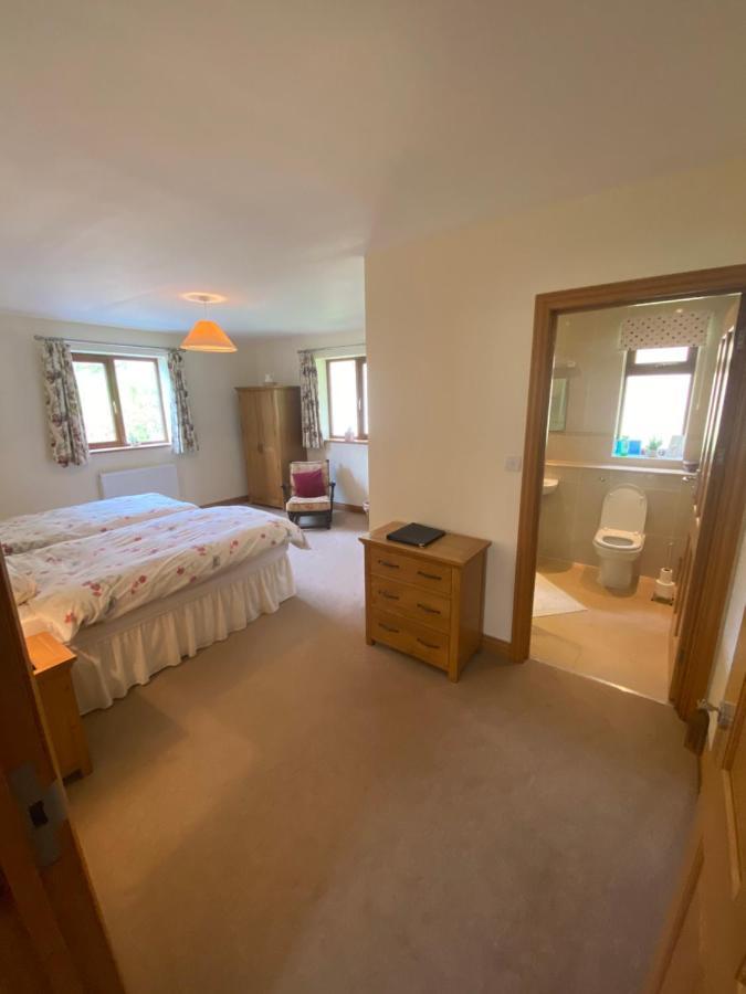 Abbey-Cwmhir Laurel Bank B&B 외부 사진
